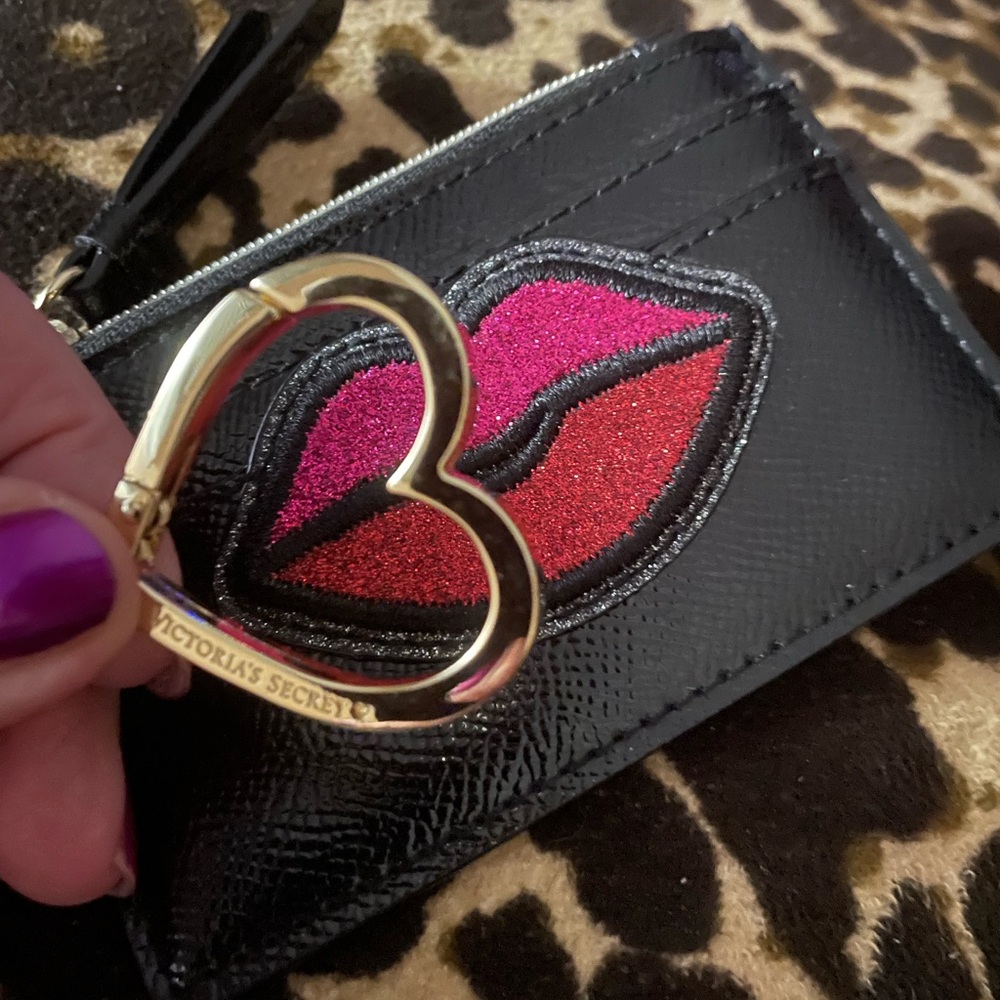 New Victoria’s Secret card pouch with heart key chain attached New””